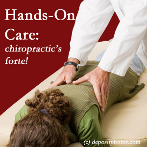 image of Fort Wayne chiropractic hands-on treatment